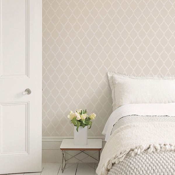 Galerie Wallpaper Product code: G45052R - Vintage Roses Wallpaper Collection - Beige White Colours - Laurel Trellis Design